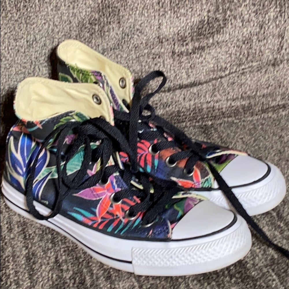 New Floral Converse W6